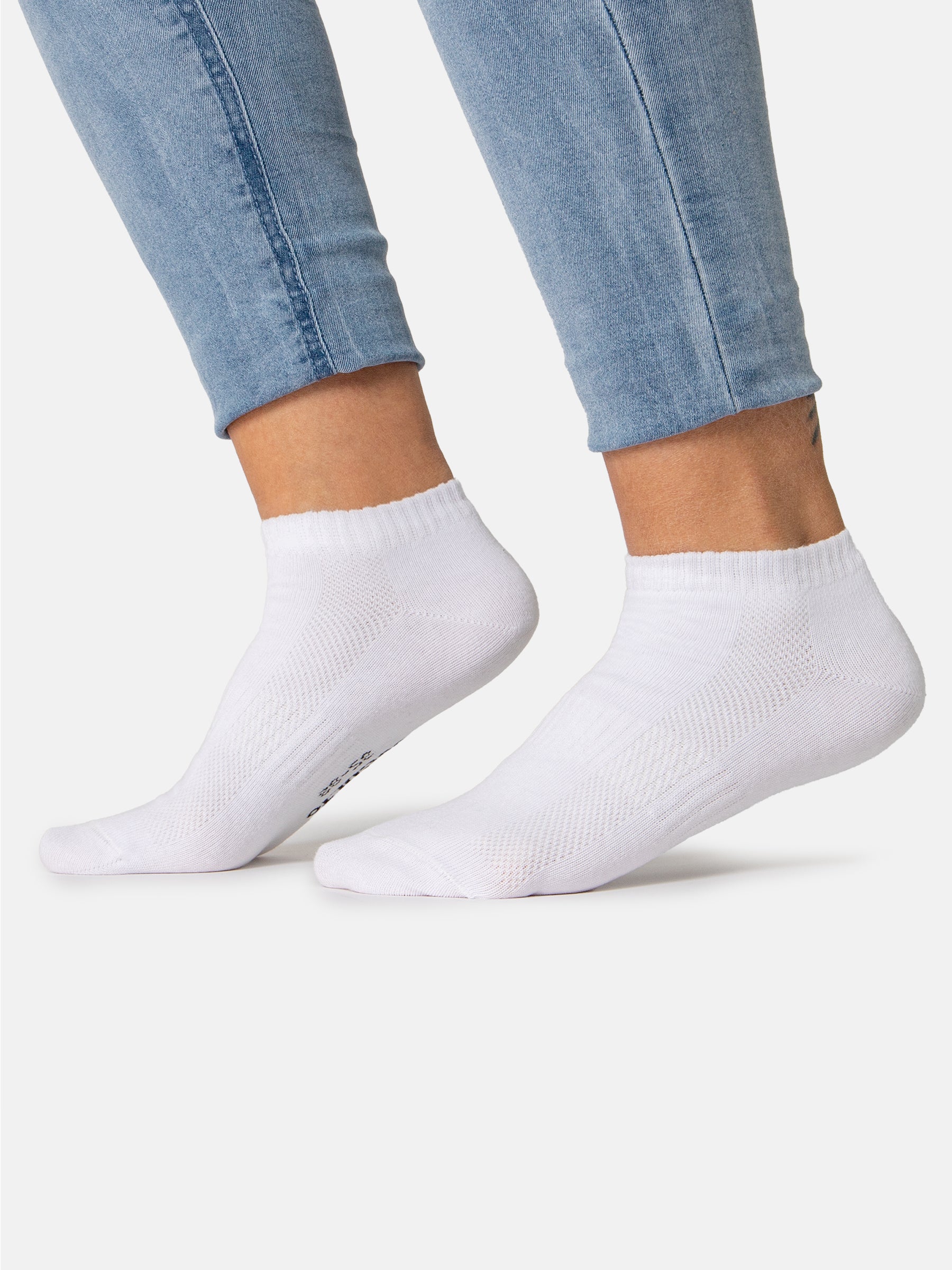 #farbe_Blk-Wht-Gry