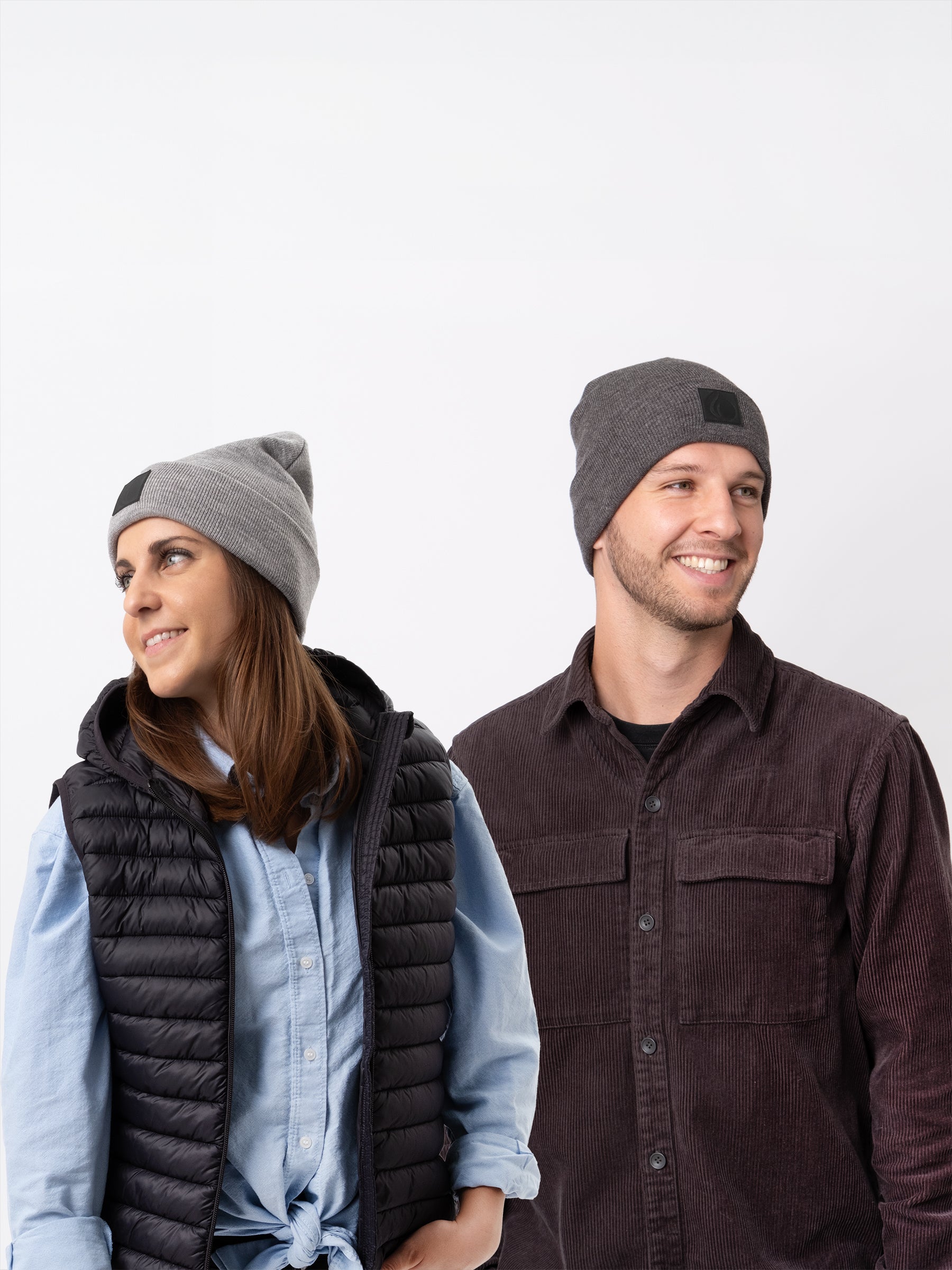 Beanie - Wintermütze Schwarzer Patch