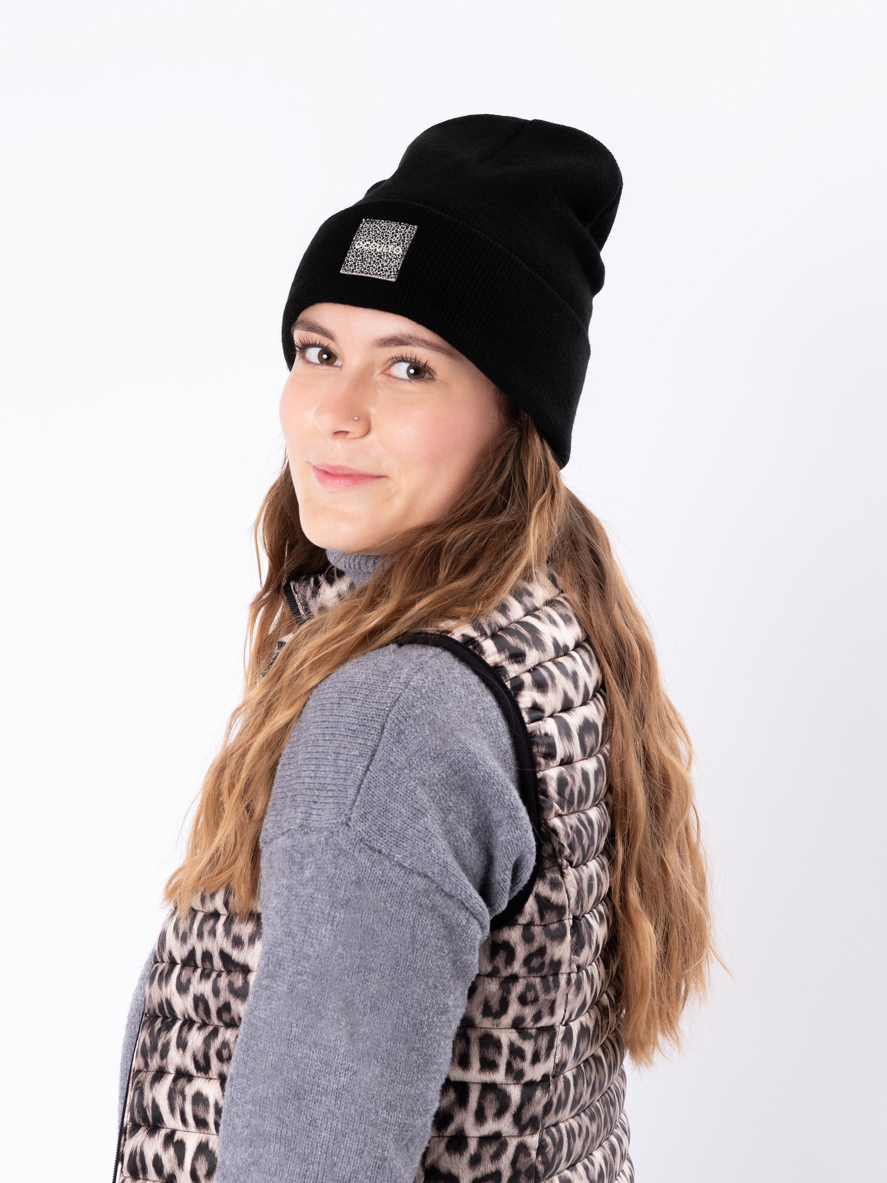 #farbe_Leo-Black